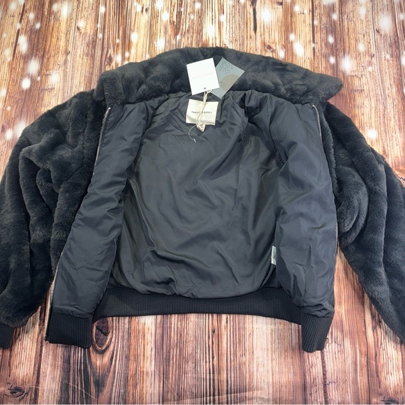 NWT Tread & Supply Teddy  Jacket Size XS - Picture 4 of 16